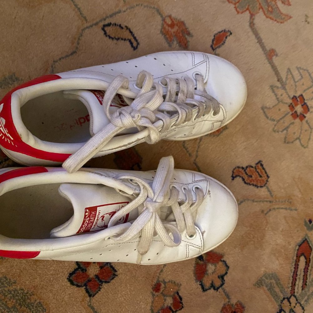Adidas Stan Smith ( 5 1/2) - Picture 3 of 5